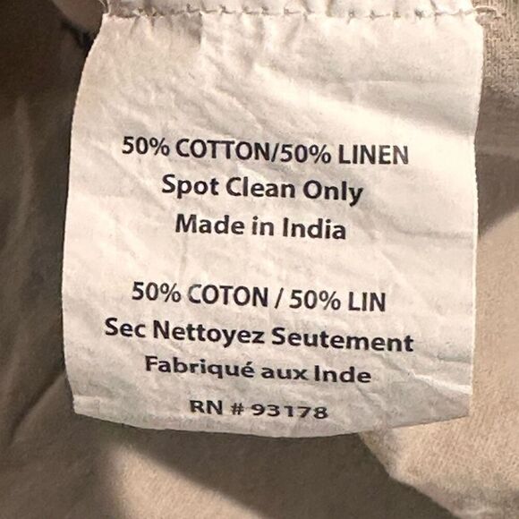 MAGASCHONI HOME XO Table Runner - Picture 3 of 4